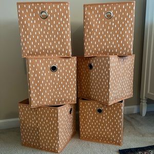Storage Cubes